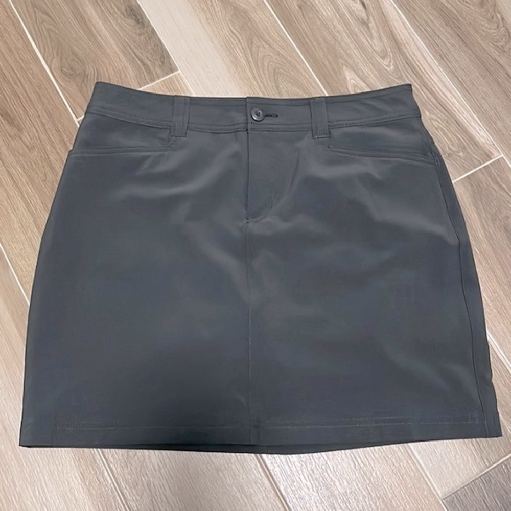 Eddie Bauer Womens Adventurer 2.0 Skort Charcoal grey Size 6 Tennis Golf Skort